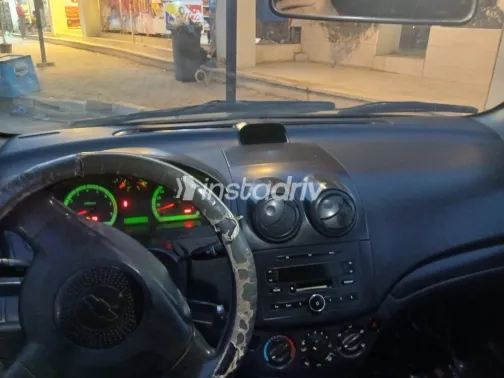 Chevrolet Aveo 2009 White Used for Sale - 6