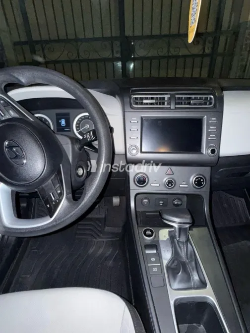 Hyundai Creta 2021 White Used for Sale - 6