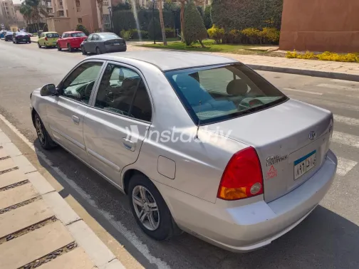 هيونداي فيرنا 2014 أبيض مستعملة للبيع - 9