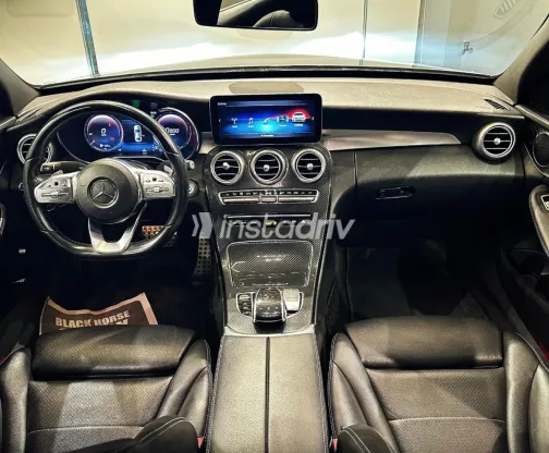 مرسيدس C 200 2019 أبيض مستعملة للبيع - 1