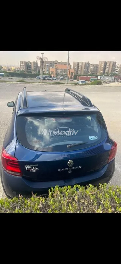 Renault Sandero Step Way 2018 White Used for Sale - 2