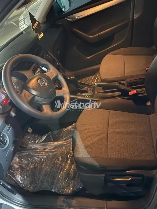 Skoda Octavia 2015 Silver Used for Sale - 5