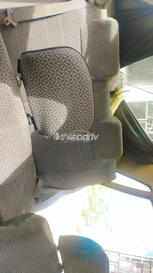 كيا سايبا 2009 فضي مستعملة للبيع - 9