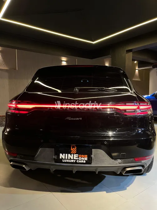 Porsche Macan 2021 White Used for Sale - 3