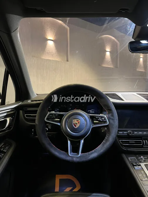 Porsche Macan 2021 White Used for Sale - 10