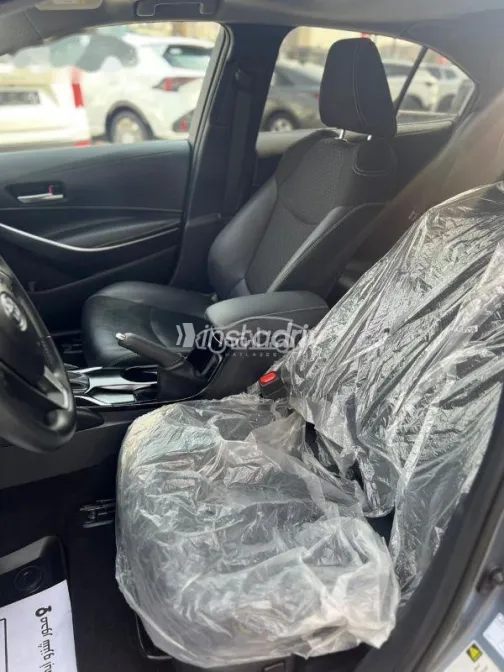 تويوتا كورولا 2025 أزرق غامق مستعملة للبيع - 6