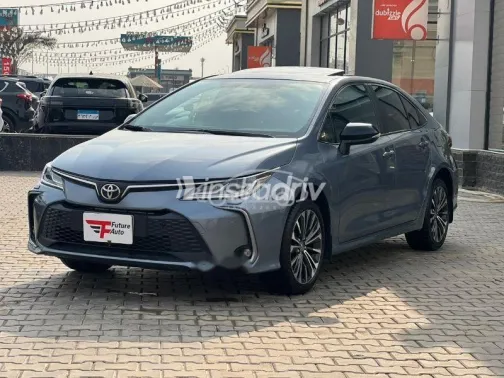 تويوتا كورولا 2025 أزرق غامق مستعملة للبيع - 10