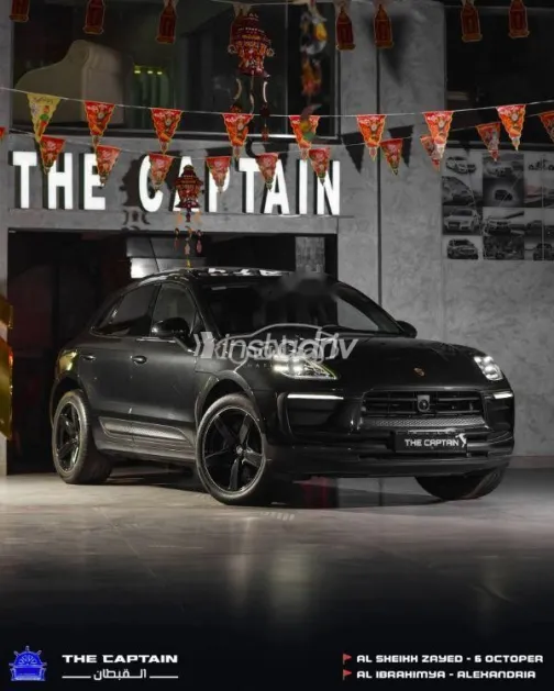 بورش ماكان 2023 رمادي مستعملة للبيع - 1