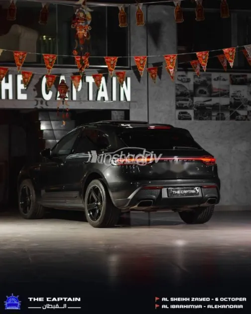 بورش ماكان 2023 رمادي مستعملة للبيع - 5