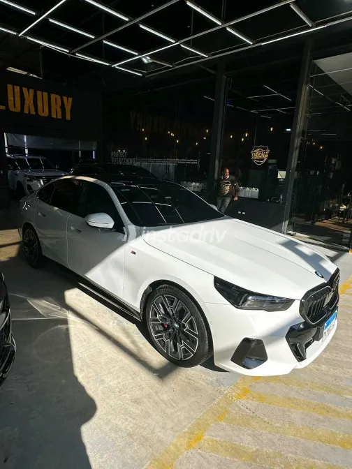 BMW 520 2024 White Used for Sale - 2