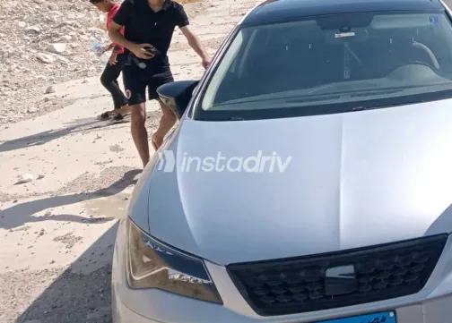 Seat Leon 2018 White Used for Sale - 5