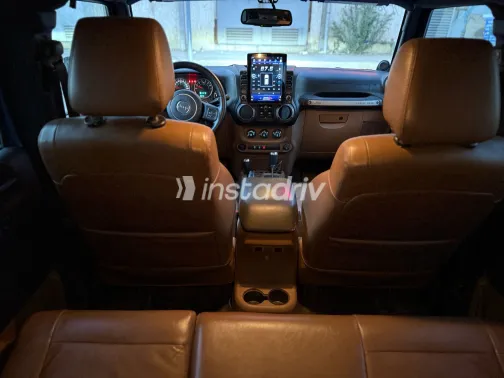 Jeep Wrangler 2013 White Used for Sale - 9