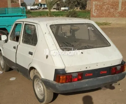 فيات 127 1983 أبيض مستعملة للبيع - 2