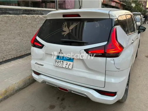 ميتسوبيشي اكسباندر 2020 أبيض مستعملة للبيع - 2