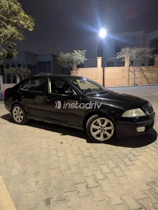 سكودا اوكتافيا A5 2005 أبيض مستعملة للبيع - 3