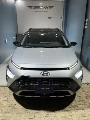 هيونداي بايون 2022 فضي مستعملة للبيع