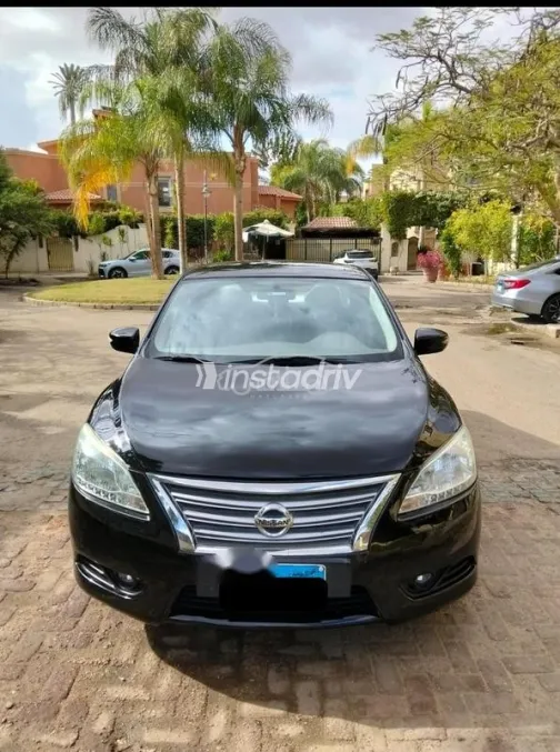 Nissan Sentra 2018 White Used for Sale - 1