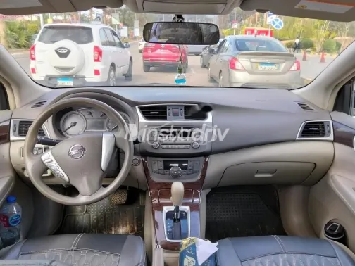 Nissan Sentra 2018 White Used for Sale - 7