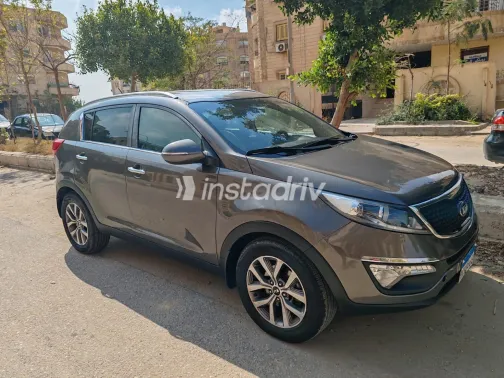 كيا سبورتاج 2015 أبيض مستعملة للبيع - 2