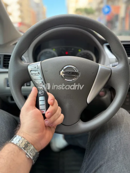 Nissan Sentra 2026 White Used for Sale - 3