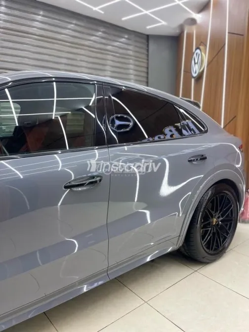 Porsche Cayenne S 2024 White Used for Sale - 4