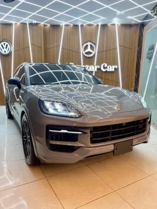 Porsche Cayenne S 2024 White Used for Sale