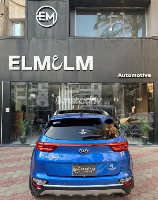 كيا سبورتاج 2021 أزرق غامق مستعملة للبيع - 8