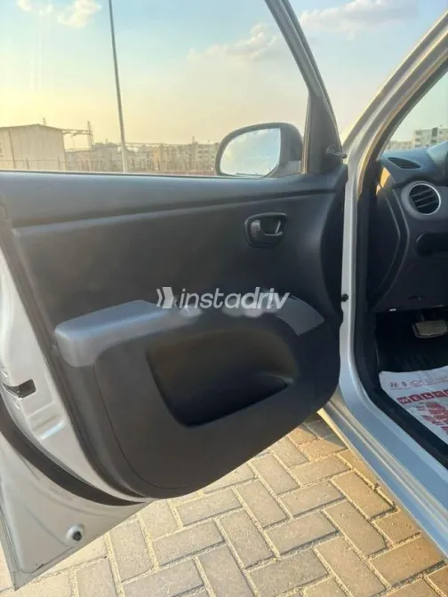 هيونداي I10 2017 فضي مستعملة للبيع - 3