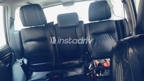 ميتسوبيشي باجيرو 2007 أبيض مستعملة للبيع - 4