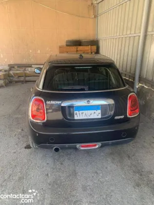 مينى كوبر 2015 أسود مستعملة للبيع