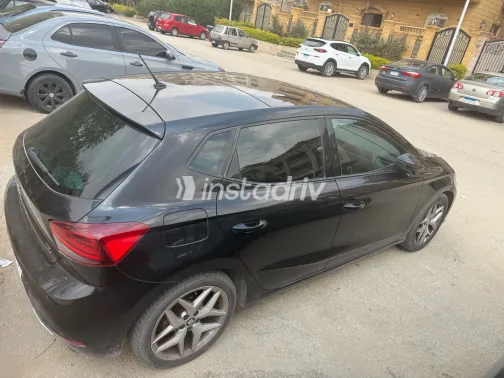 سيات ابيزا 2020 أبيض مستعملة للبيع - 9