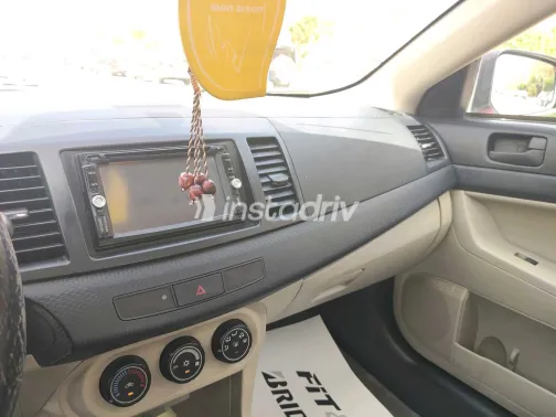 ميتسوبيشي لانسر اى اكس شارك 2016 أبيض مستعملة للبيع - 7