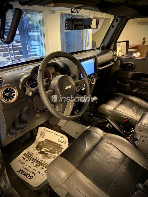 Jeep Wrangler 2010 White Used for Sale - 8