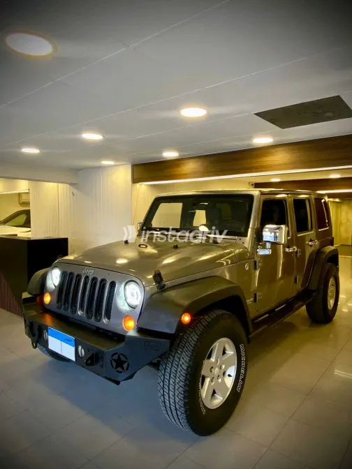 Jeep Wrangler 2010 White Used for Sale - 9