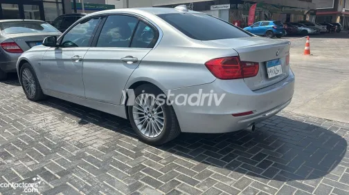 بي ام دبليو 320 2015 أبيض مستعملة للبيع - 2