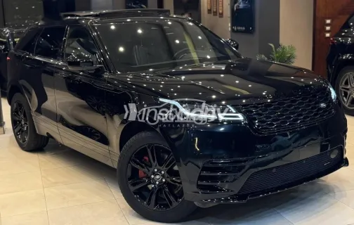 لاند روفر فيلار 2023 أسود مستعملة للبيع - 3