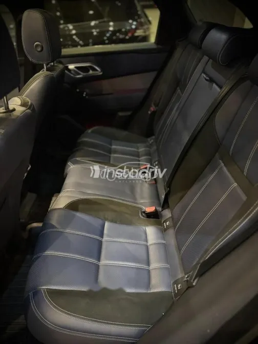 لاند روفر فيلار 2023 أسود مستعملة للبيع - 10