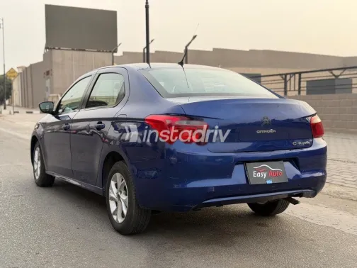 سيتروين سي اليزيه 2018 أزرق غامق مستعملة للبيع - 4