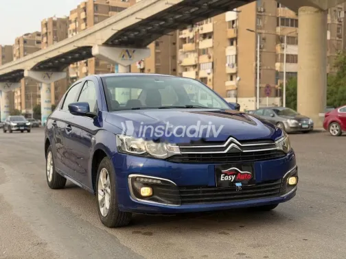 سيتروين سي اليزيه 2018 أزرق غامق مستعملة للبيع - 5