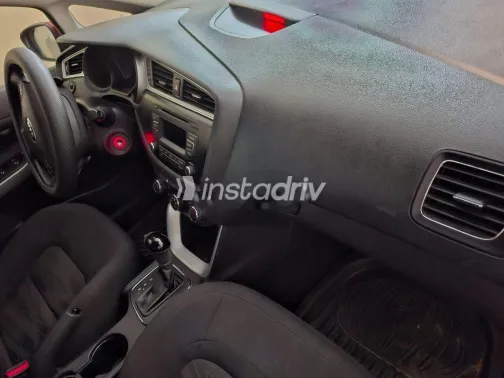 Kia Ceed 2017 Brown Used for Sale - 1