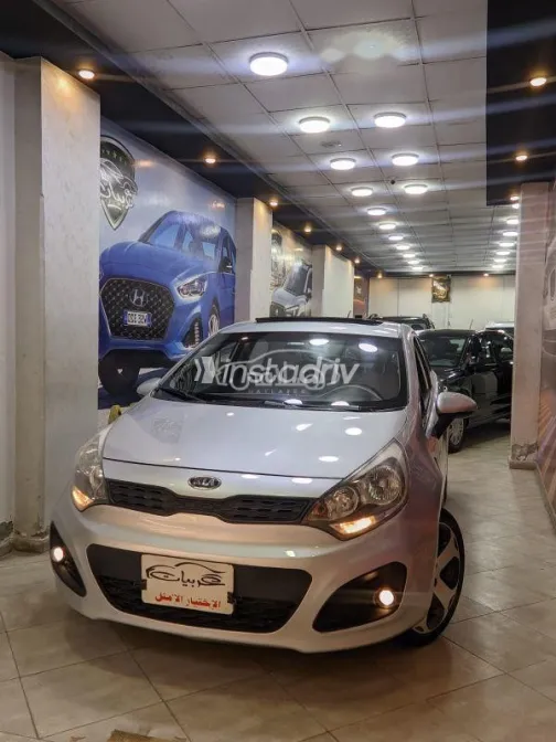 Kia Rio 2014 Silver Used for Sale - 2