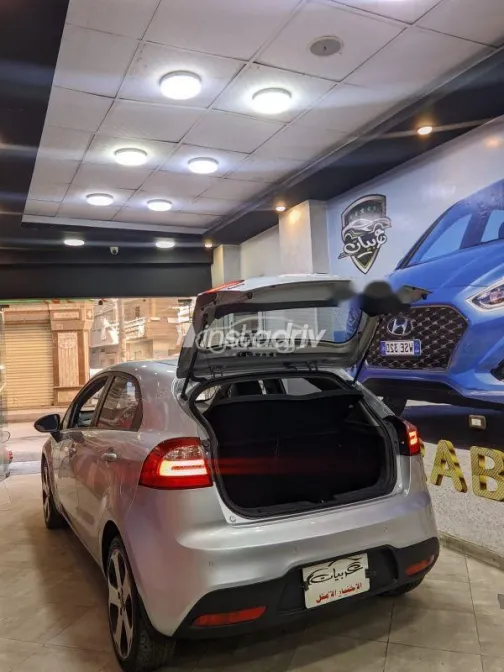 Kia Rio 2014 Silver Used for Sale - 7