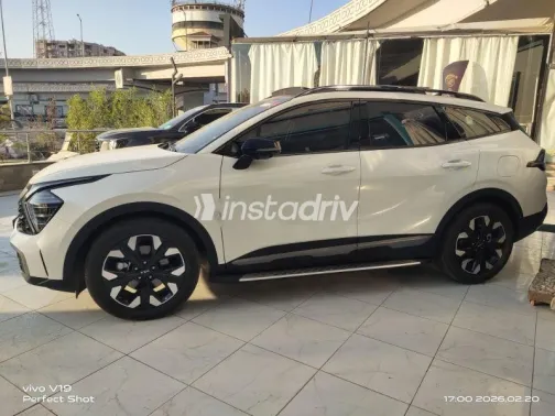 كيا سبورتاج 2024 أبيض مستعملة للبيع - 3