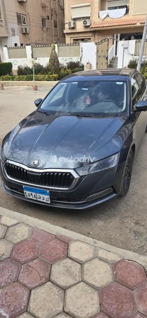 Skoda Octavia 2021 Gray Used for Sale - 1