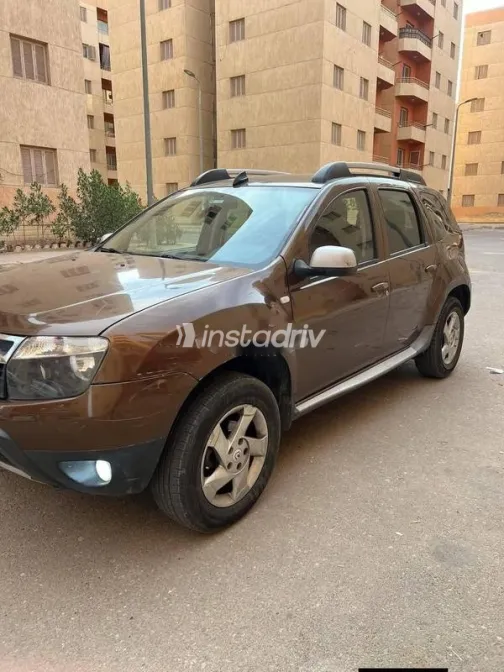 Renault Duster 2013 Dark Red Used for Sale - 6