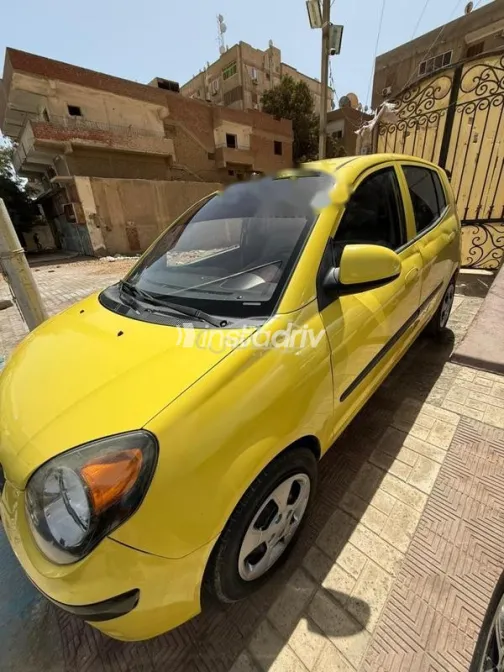 Kia Picanto 2010 Yellow Used for Sale - 5