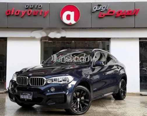 بي ام دبليو X6 2017 أزرق غامق مستعملة للبيع - 1