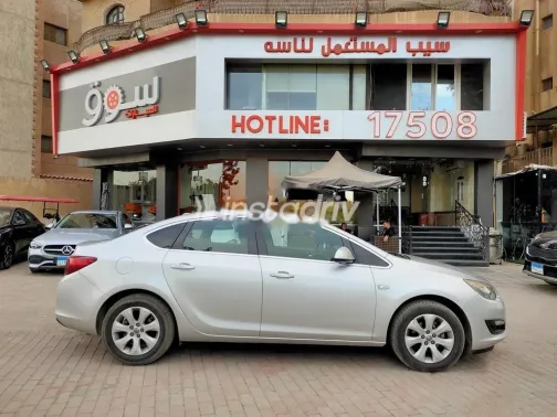 Opel Astra 2017 White Used for Sale - 6