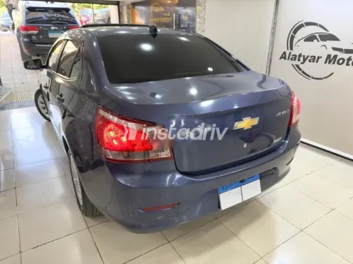 شيفروليه أوبترا 2020 أزرق غامق مستعملة للبيع - 8