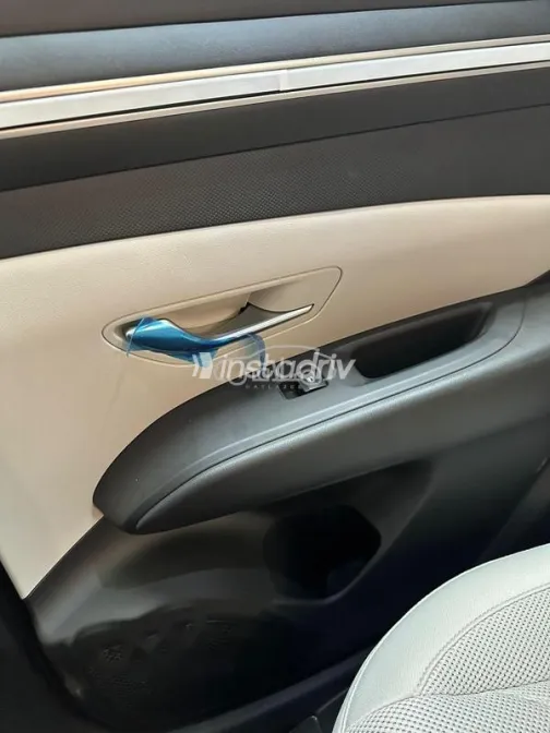 Hyundai Tucson GDI 2024 White Used for Sale - 7
